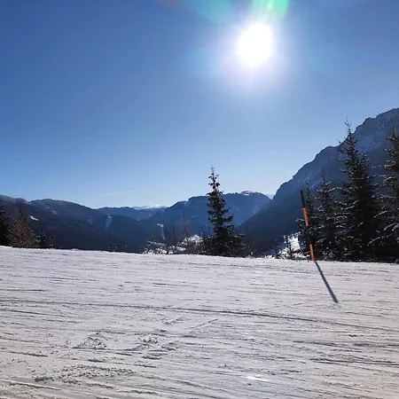 Four Seasons Josef *