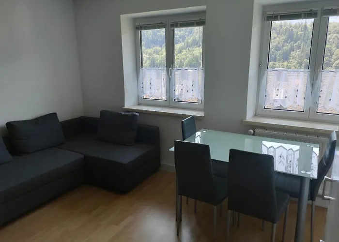 Four Seasons Josef Daire